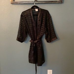 black knee length robe with nighty